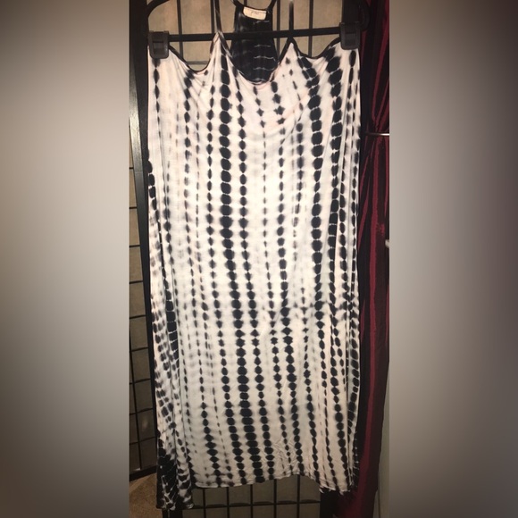 🎉HP🎉 Tie Dye Dress/Coverup - Picture 2 of 3